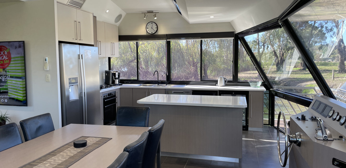 Moon Dance Houseboat kitchen